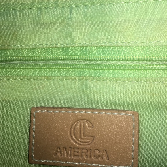 LC America purse!! đ - Picture 5 of 10